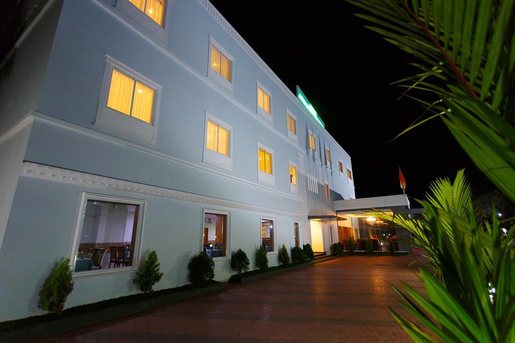 Hotel Gopalapuram International Pollāchi Eksteriør billede