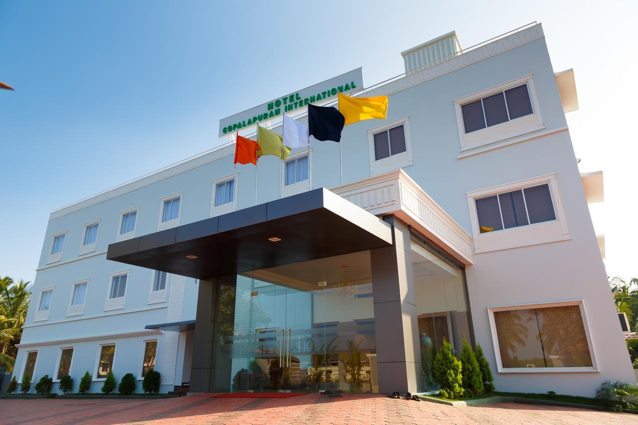 Hotel Gopalapuram International Pollāchi Eksteriør billede
