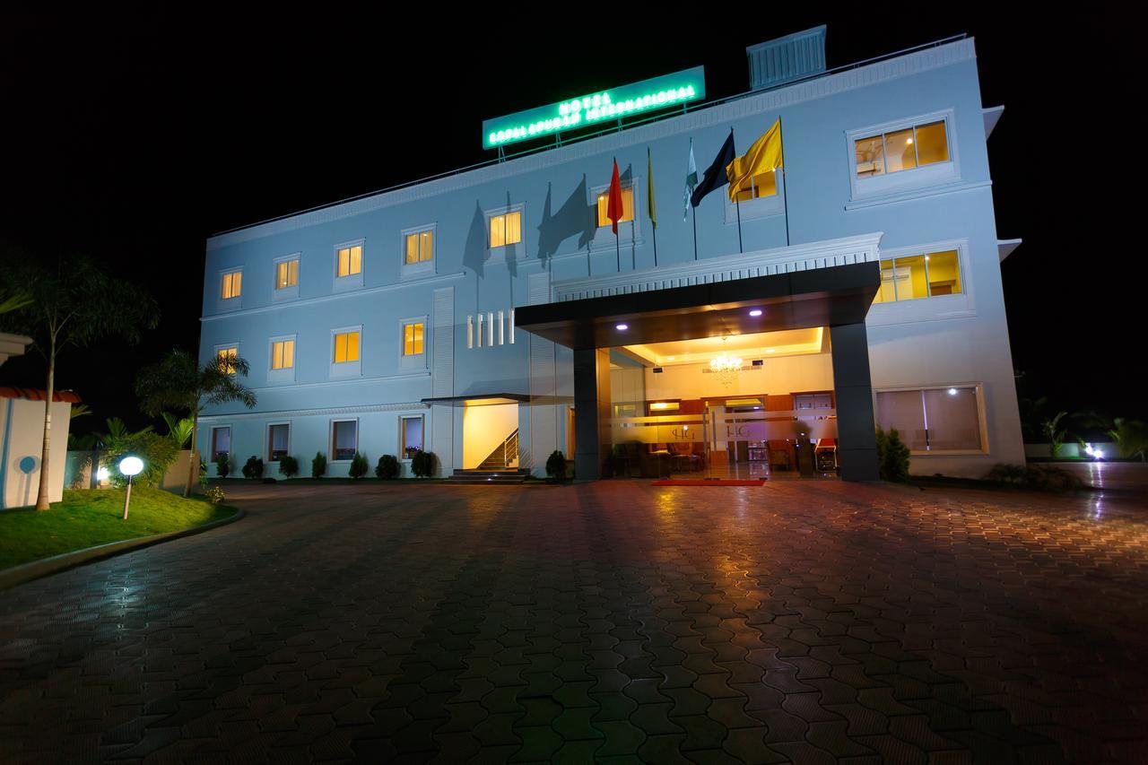 Hotel Gopalapuram International Pollāchi Eksteriør billede